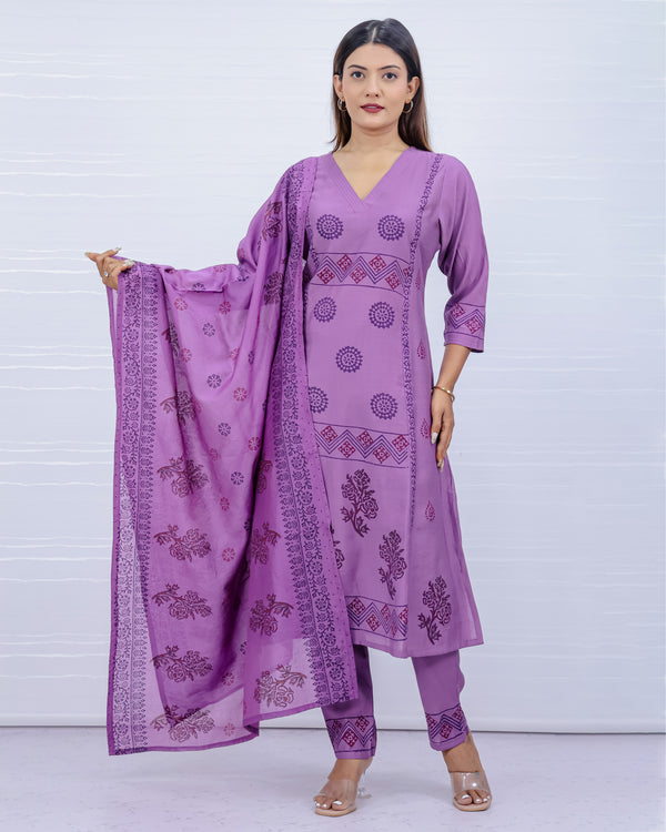 Svara Lavender Vatican Silk Suit