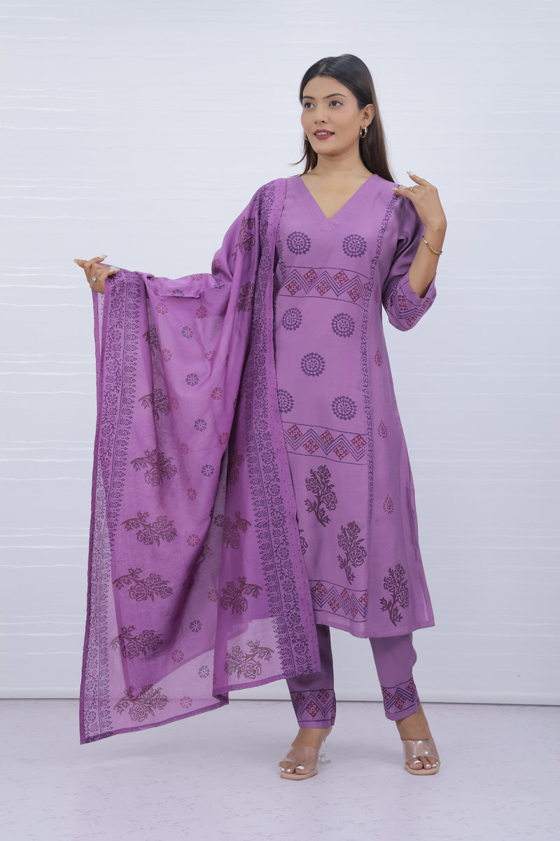 Svara Lavender Vatican Silk Suit
