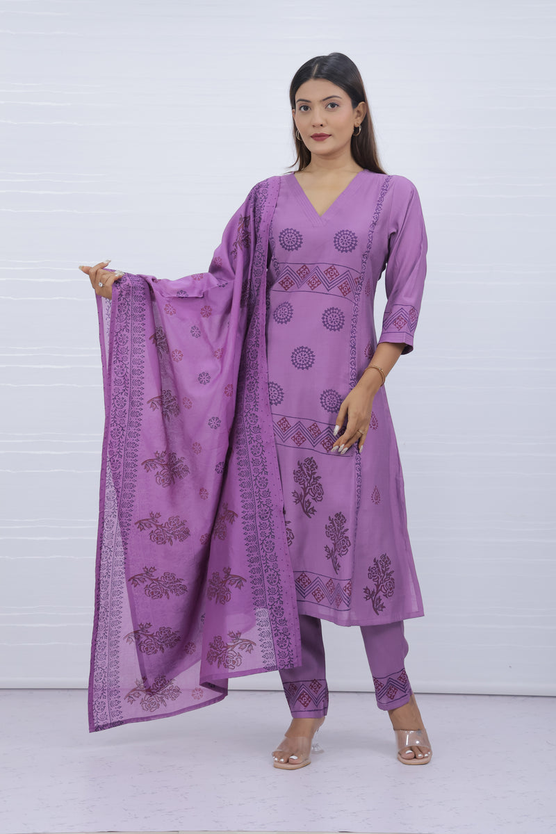 Svara Lavender Vatican Silk Suit