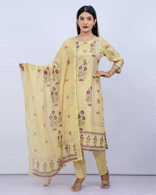 Svara Floral Yellow Slub Cotton Suit