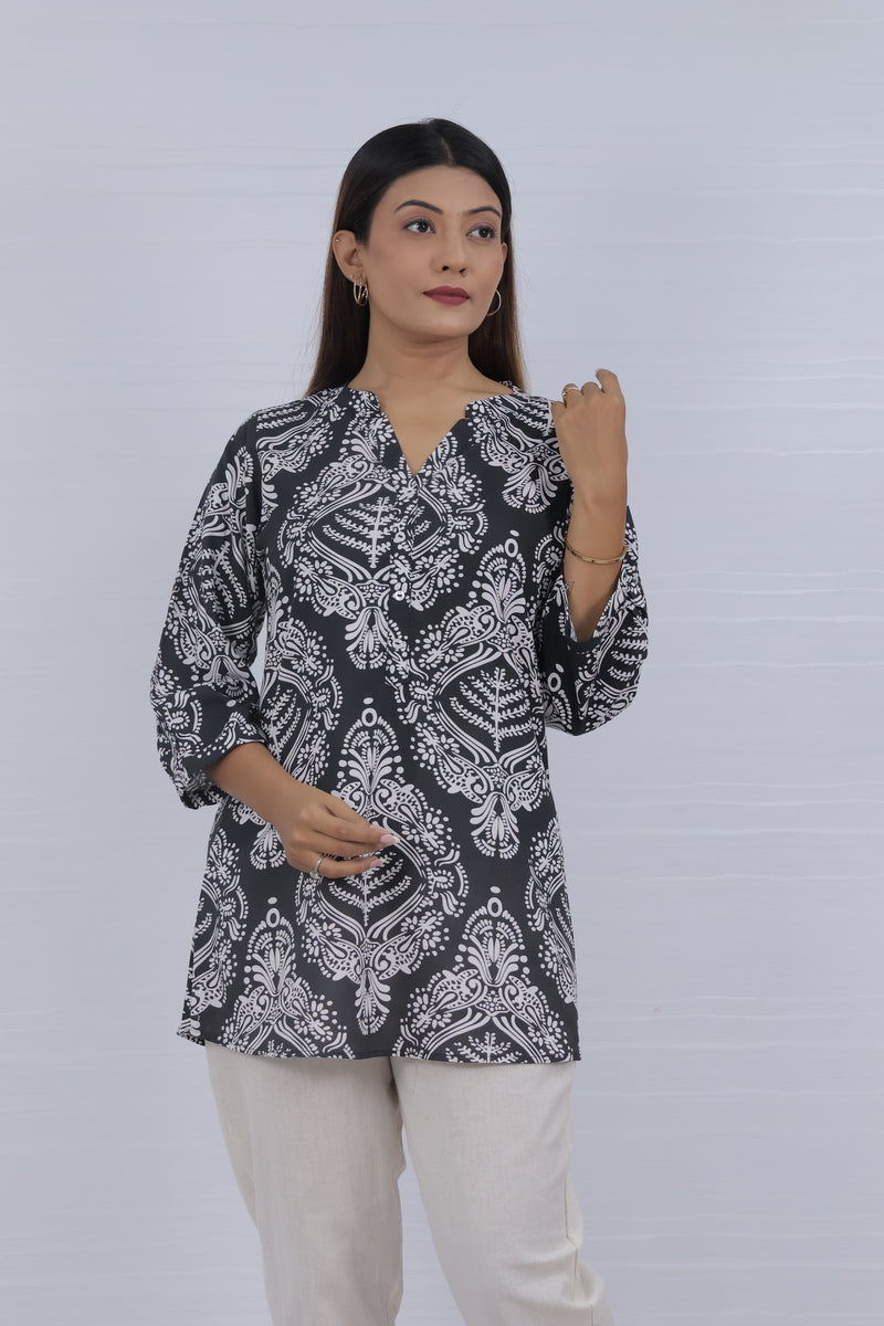 Women Black Floral Print Relaxed Fit Top
