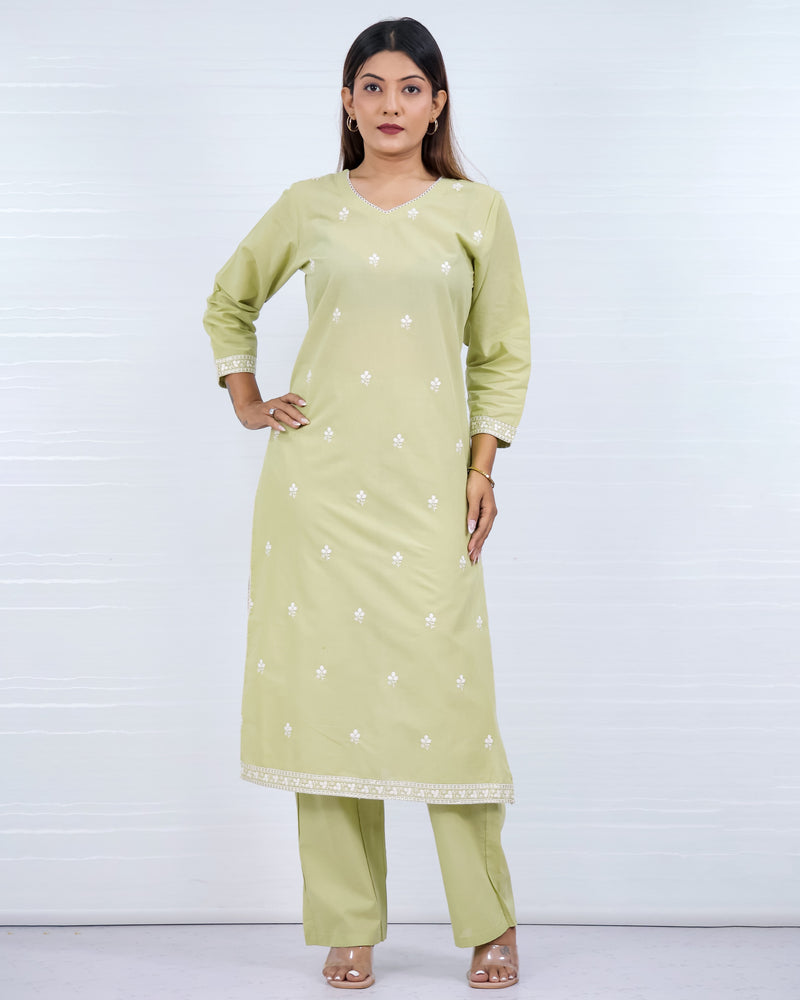 Women Green Embroidered Kurti Plazo