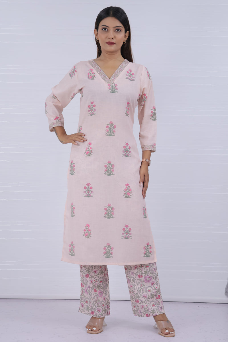 Women Pink Floral Printed Kurta With Pant