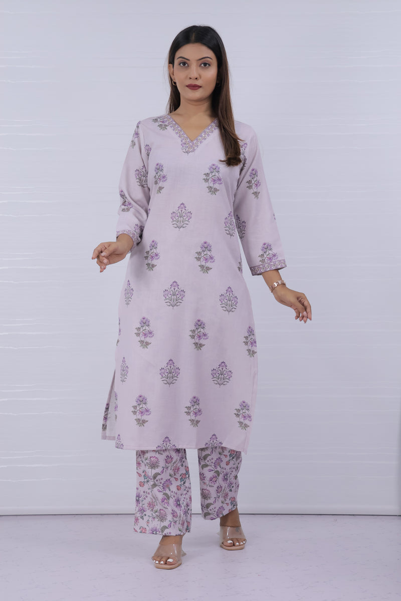 Women Purple Floral Printed Kurta With Pant