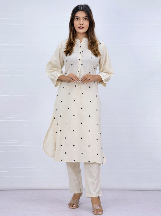 Off-White Embroidered Kurta Pant