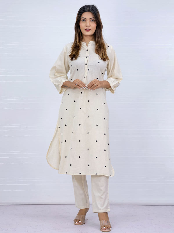 Off-White Embroidered Kurta Pant